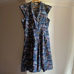 Meemoza V-neck dress with frilled sleeves Large *made in Quebec* organi cotton